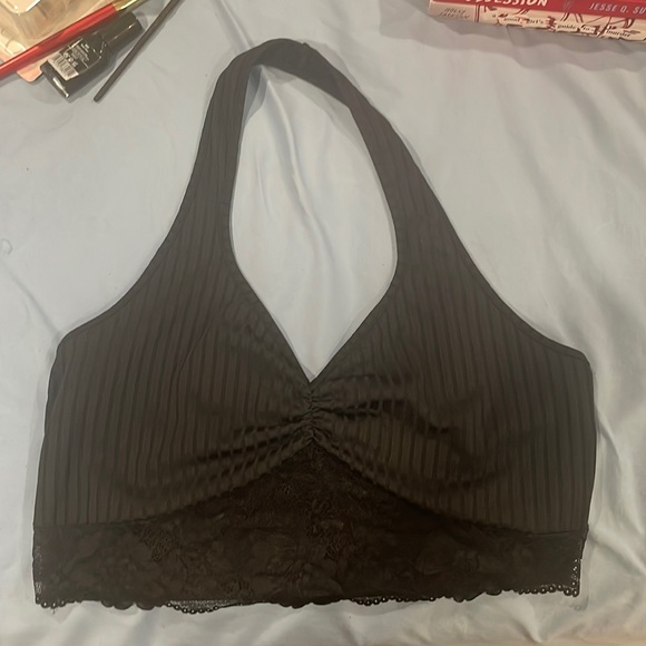 Croptop - Picture 1 of 1